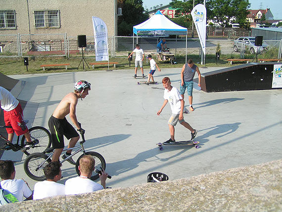 Jasiewicz obieca� m�odzie�y i s�owa dotrzyma�