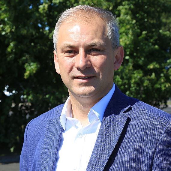 Grzegorz Napieralski: Powiat kamie�ski musi zach�ci� mieszka�c�w, aby nie wyje�d�ali z regionu 