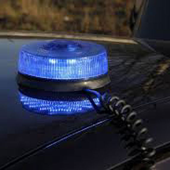 Ostrzegali przed policj� i wpadli. O�miu kierowc�w z mandatami za miganie �wiat�ami