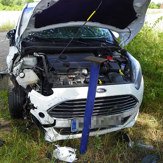 Niebezpieczne zderzenie na trasie Kamie� Pomorski-Rec�aw. Tym razem na szcz�cie nikt nie zgin��... 