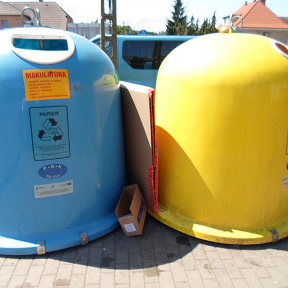 Kamie�ski Sanepid: Pojemniki do segregacji utrzymane s� w nale�ytym stanie porz�dkowo-sanitarnym