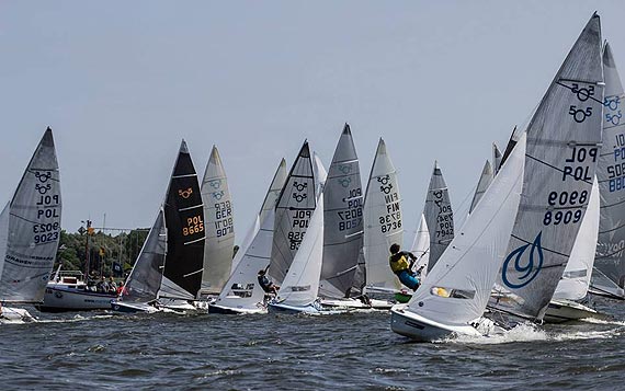 Puchar Mariny Kamie� Pomorski – pierwszy dzie� regat