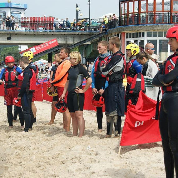 I Szkolenie i Mistrzostwa Pontonowych �odzi Ratowniczych IRB w Mi�dzyzdrojach