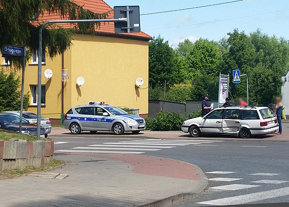 Kraksa na skrzy�owaniu ulicy D�ugosza z Gryfick�
