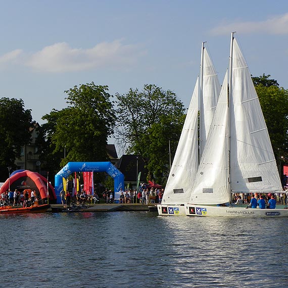 Dziwn�w Match Race