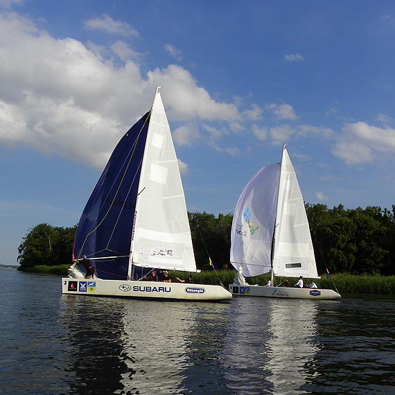 Dziwn�w Match Race