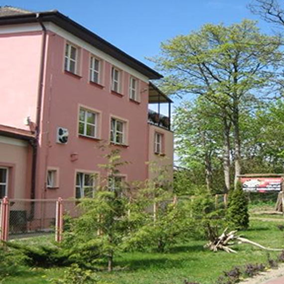 Zesp� Szk� Spo�ecznych w Dziwnowie  liderem pod wzgl�dem zdawalno�ci matur!