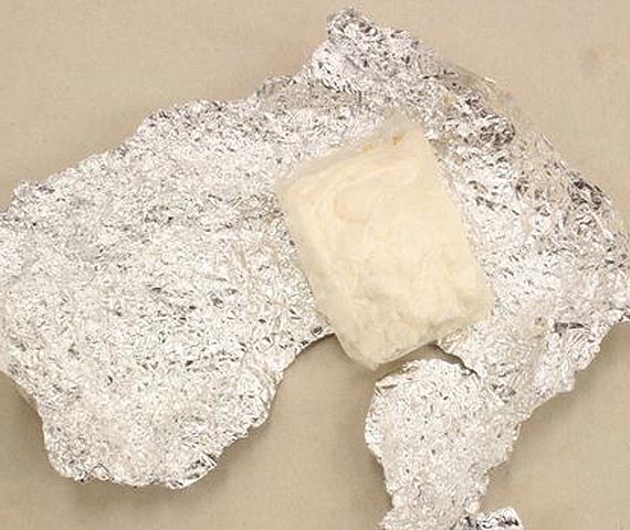 Narkotyki ukry� w samochodzie, kt�rym podr�owa�