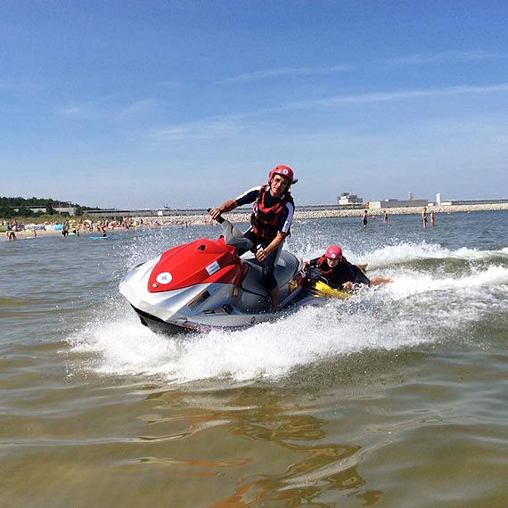 Bezpieczniej na pla�y