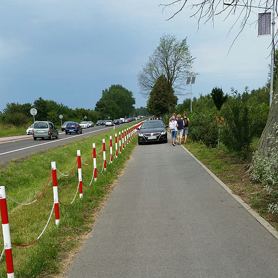 Drogowa wolnoamerykanka- chodniki ju� nie tylko dla pieszych i rowerzyst�w