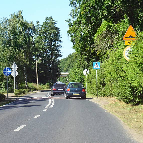 Daleko tak nie zajedziemy- b��dy i braki w oznakowaniu dr�g