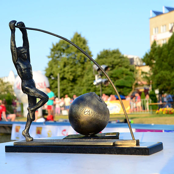 Mityng Lekkoatletyczny im. W�adys�awa Komara i Tadeusza �lusarskiego zako�czony. Znamy wyniki!