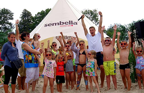 Fina�owy przystanek „Sembella Roadshow”!