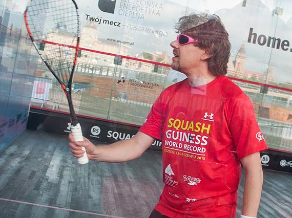 Polak oficjalnym rekordzistą Guinnessa w grze w squasha