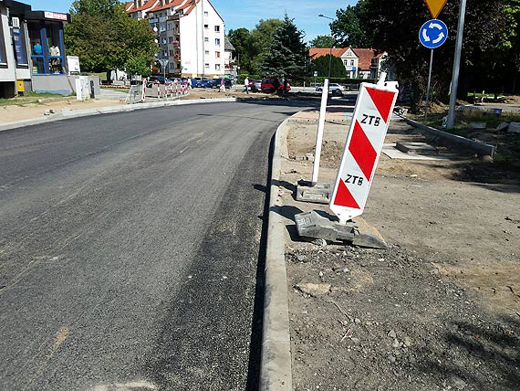 Nikt st�d nie wyjedzie- mieszka�cy odci�ci od drogi
