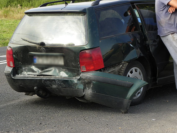 Kolizja 3 samochod�w przy Jarszewie! Na miejscu wszystkie s�u�by