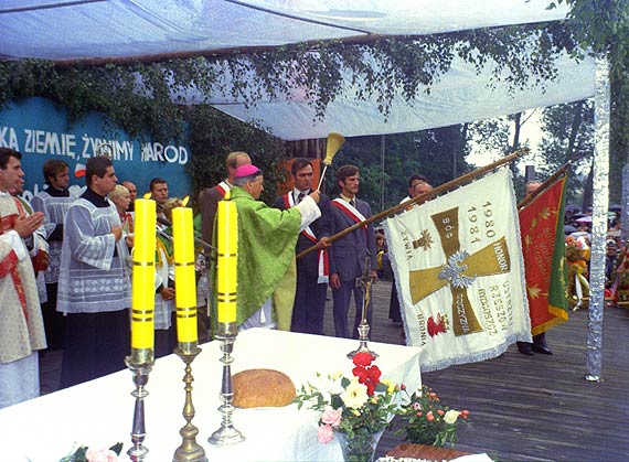 Solidarno�ciowe og�lnopolskie do�ynki w Wolinie – 1981rok we wspomnieniach i na zdj�ciach