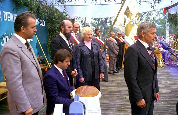Solidarno�ciowe og�lnopolskie do�ynki w Wolinie – 1981rok we wspomnieniach i na zdj�ciach