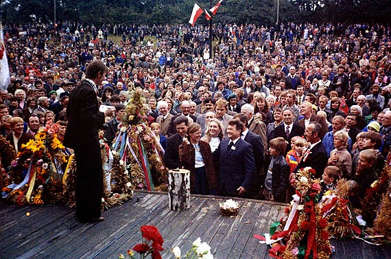 Solidarno�ciowe og�lnopolskie do�ynki w Wolinie – 1981rok we wspomnieniach i na zdj�ciach