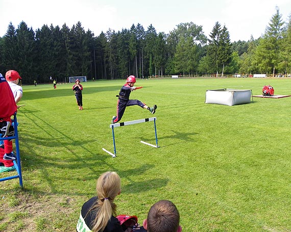 OSP Gosty� wygra�a powiatowe zawody sportowo-po�arnicze w Golczewie