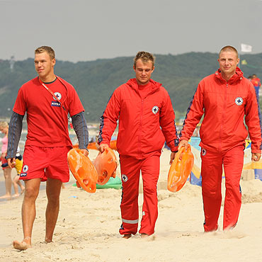 Zimno, ale ratownicy ju� pracuj� 