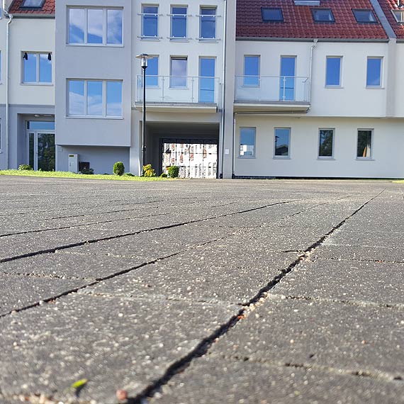Urz�d w Kamieniu Pomorskim od ponad miesi�ca szuka granitowej kostki? 