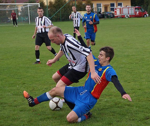 Derby powiatu dla Fali Mi�dzyzdroje Znicz Wysoka Kamie�ska – Fala Mi�dzyzdroje 3:4 (0:0)