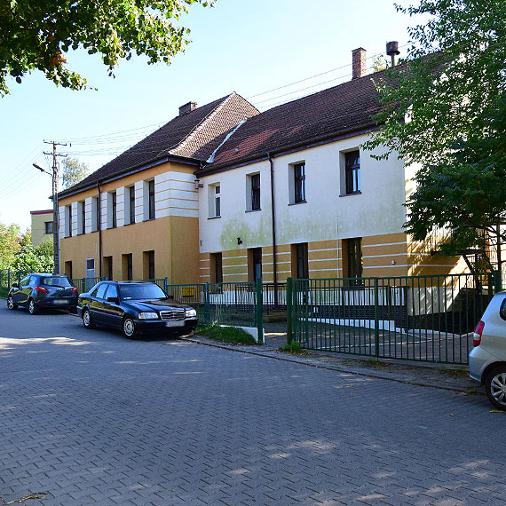 Pani premier da�a ponad milion z�otych na domy dziecka w Lubinie i Wise�ce