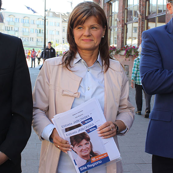 El�bieta Jab�o�ska przedstawi�a program wyborczy 
