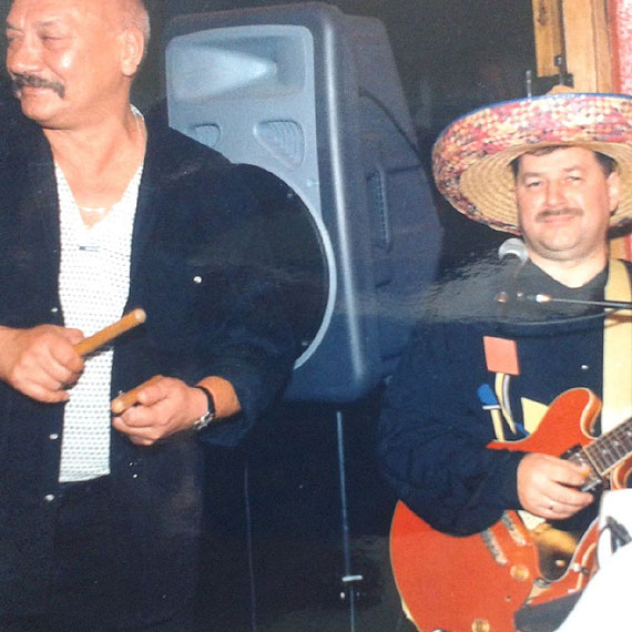 �egnamy Andrzeja Sztamborskiego. By� �wietnym perkusist�