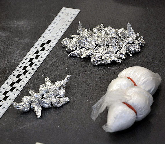 55-latek dwa razy wpad� z amfetamin�. Mia� blisko 200 gram�w!