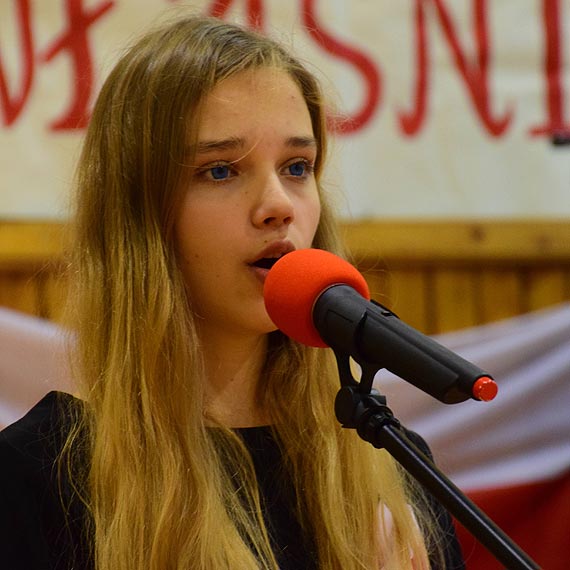 Narodowe �wi�to Niepodleg�o�ci w mi�dzyzdrojskim gimnazjum: By�o weso�o i smacznie