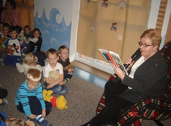 Światowy Dzień Pluszowego Misia w przedszkolu nr 1 ze słuchaczami z UTW