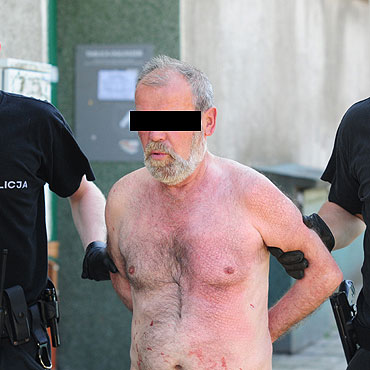 Szok! Tasakiem chcia� poszatkowa� kobiet�