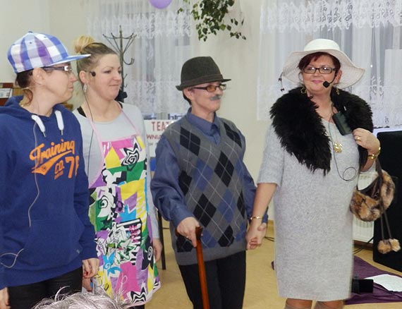 Dzie Babci i Dziadka w Ostromicach 