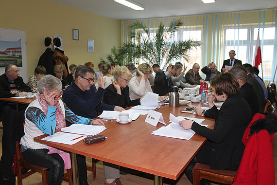 W wierznie radni zadecydowali: Szkoa w Gostyniu zamiast inwestycji drogowych