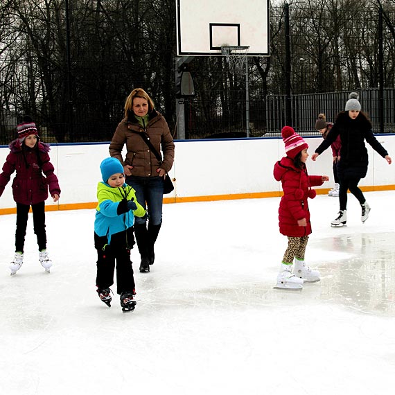 Lodowisko w Dziwnowie otwarte dla wszystkich