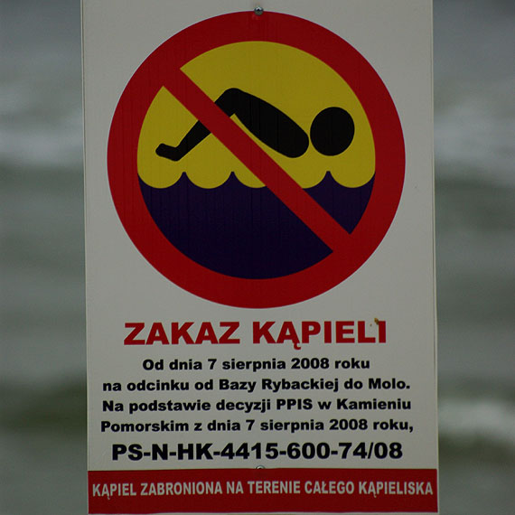 Czytelnik pyta urzdnikw czy Midzyzdroje s gotowe na skaenie Batyku i zamknicie kpieliska?