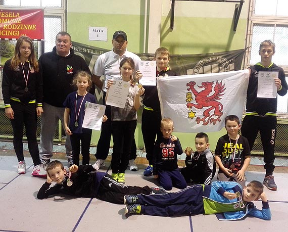Najmodsi zapanicy z Wikinga Wolin powrcili z medalami z Poznania 