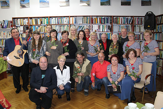 Zimowy wieczr poezji w bibliotece w Midzyzdrojach
