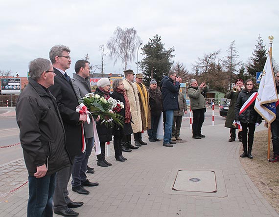 Uczestnicy VI Rajdu Zaślubin w Dziwnówku