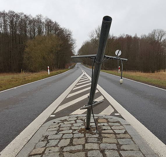 Czytelnik: Miały poprawić widoczność, a są śmiertelnym niebezpieczeństwem...