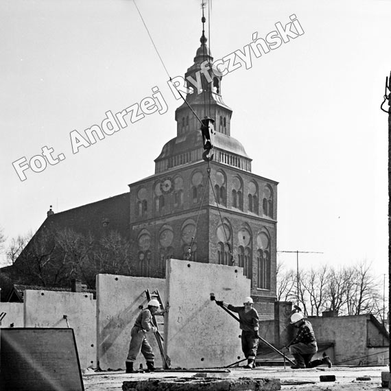 Dewastacja przez now zabudow. Wspomnienia Andrzeja Ryfczyskiego