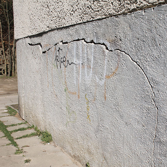 Na gow nikomu nie spadnie ale nogi poama moe