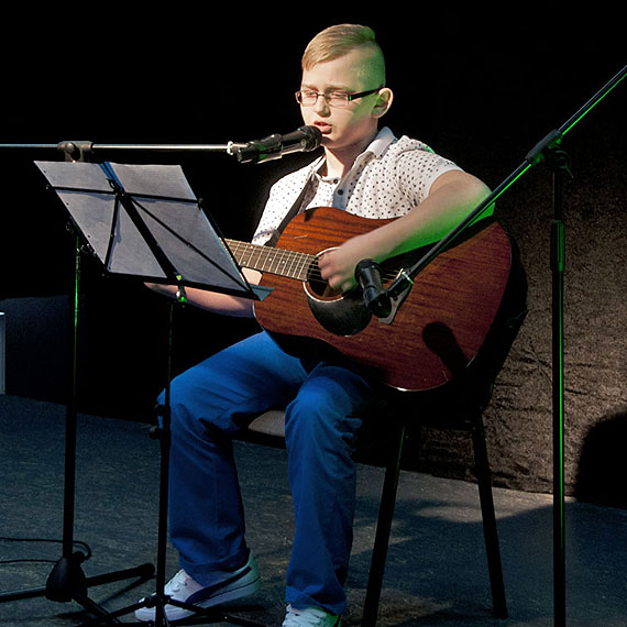 Wojewdzki Przegld Piosenki Dziecicej oraz Solistw i Muzycznych Zespow Estradowych w Kamieniu Pomorskim