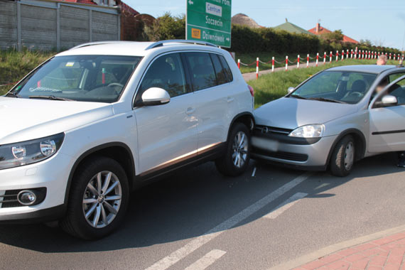 Kolizja drogowa na sto  sidemce w Kamieniu Pomorskim