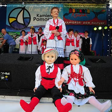 Zespoły ludowe porwały publiczność do tańca