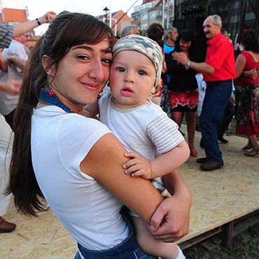 Zespoły ludowe porwały publiczność do tańca