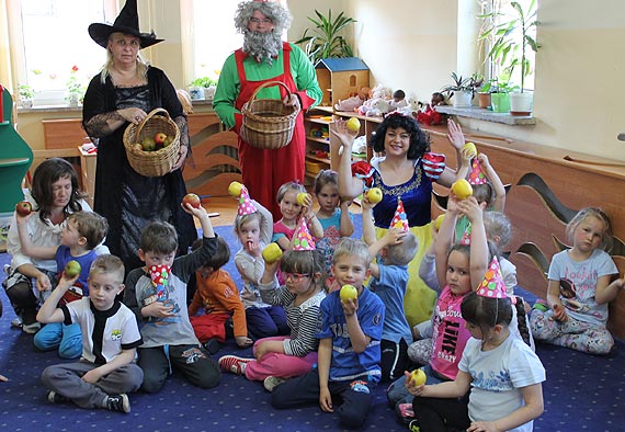 „Zaczarowane jabłuszka” w Przedszkolu „Morskie Skarby”