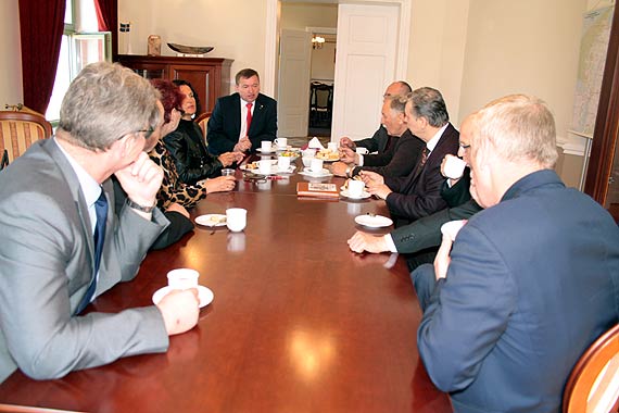 Siedem i p miliona otrzymaj gminy powiatu kamieskiego na wdraanie Lokalnej Strategii Rozwoju